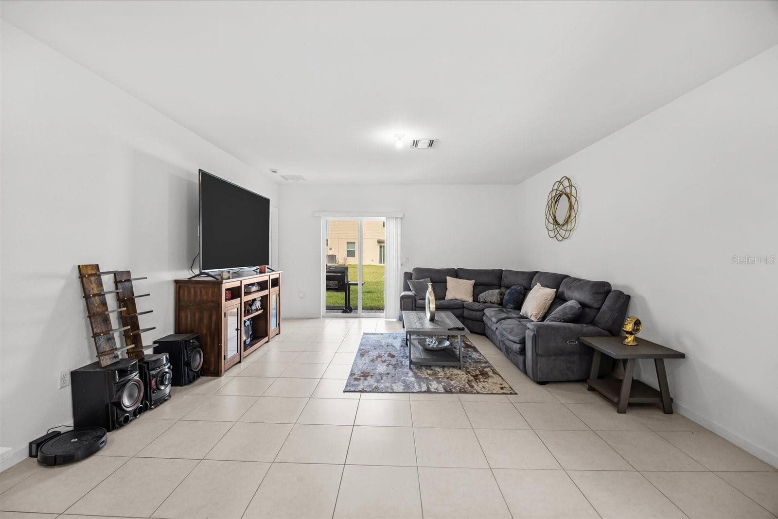 Single Family Residence at 763 CARLYLE WAY, FORT PIERCE, photo 14 of 43