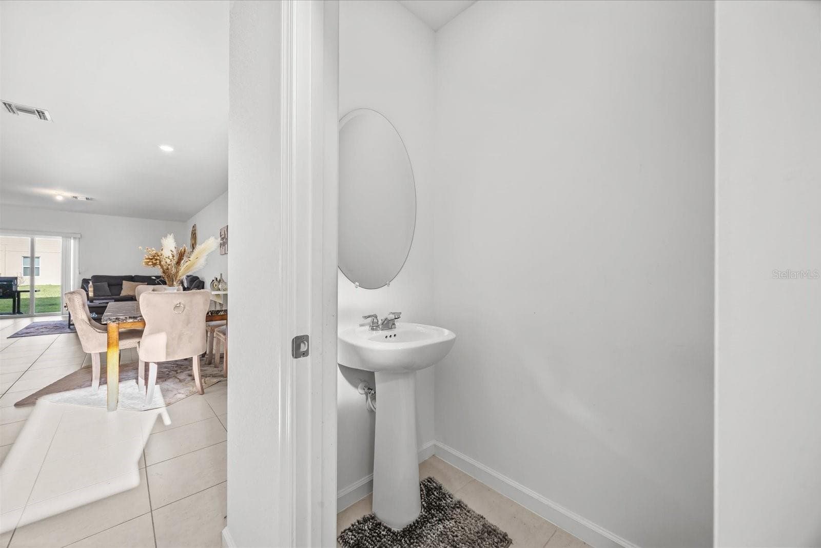 Single Family Residence at 763 CARLYLE WAY, FORT PIERCE, photo 16 of 43