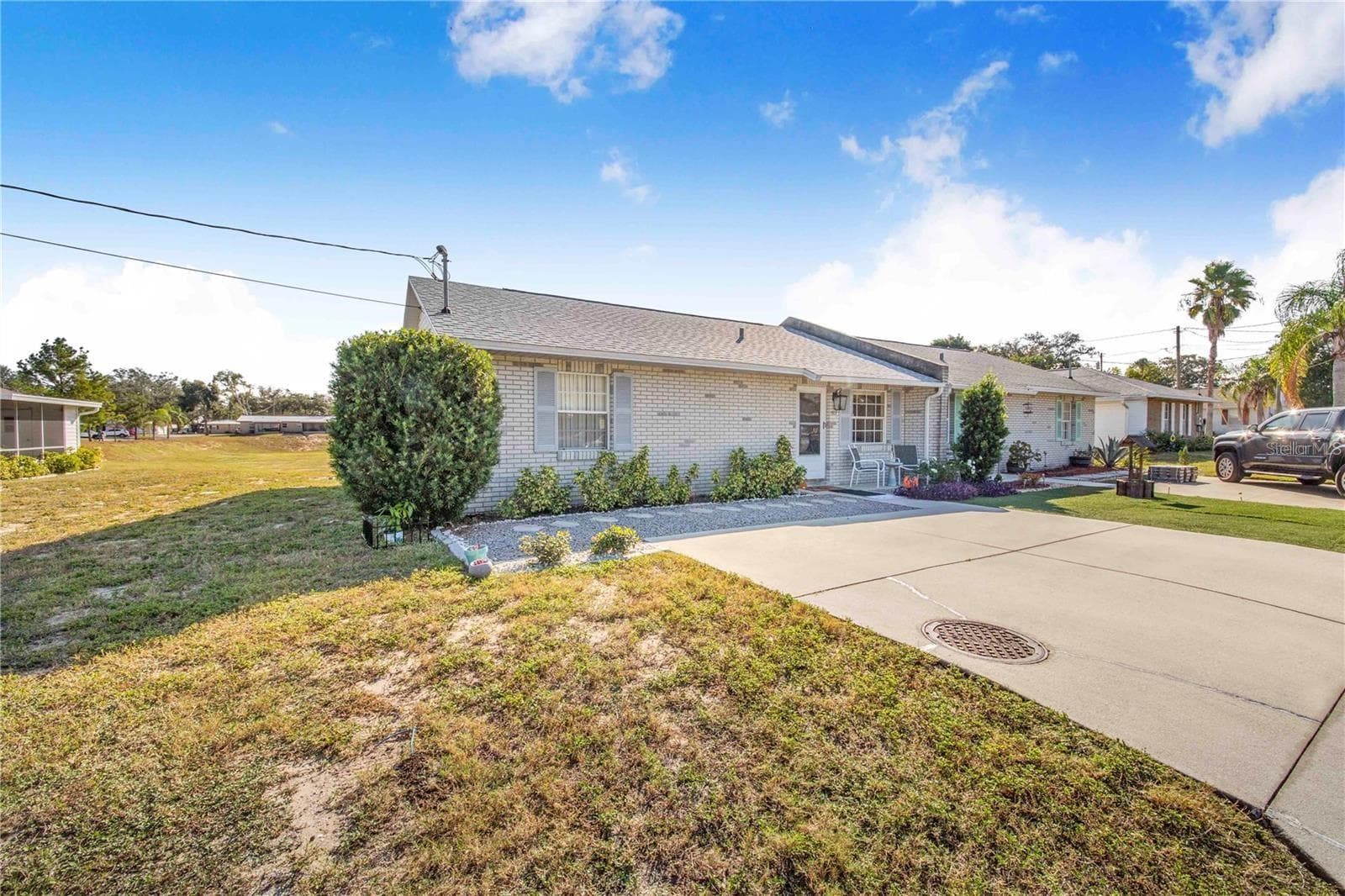 Half Duplex at 1413 THOUSAND ROSES DR S, LAKE WALES, photo 2 of 24