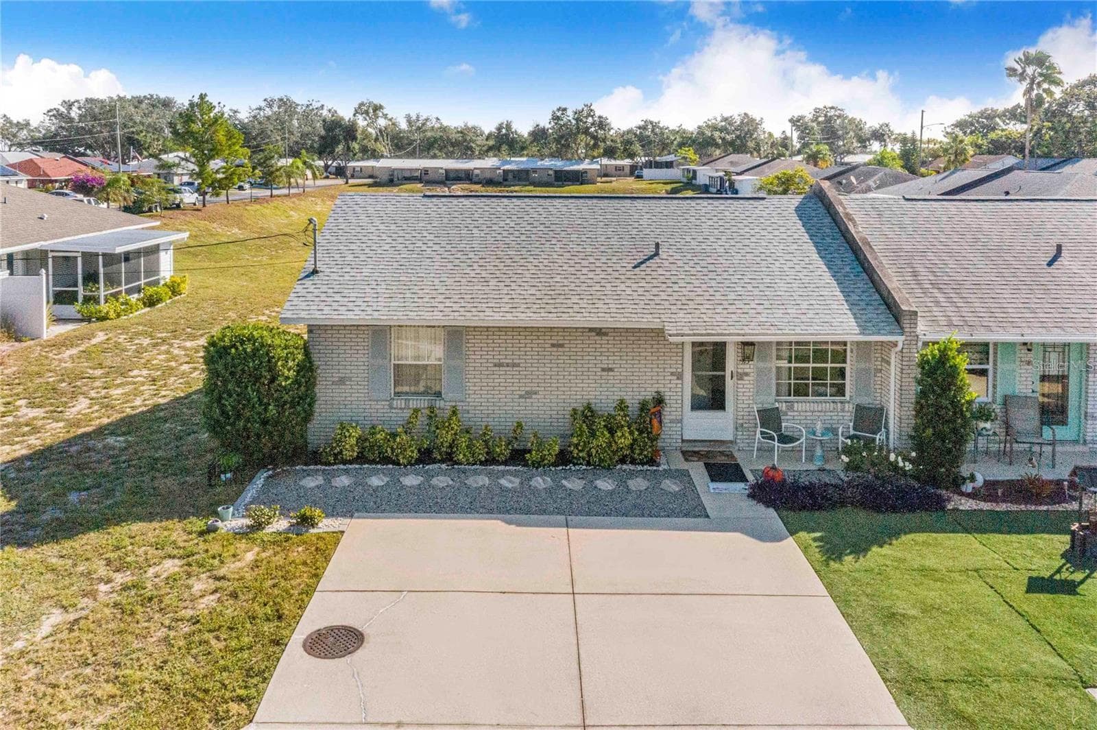 Half Duplex at 1413 THOUSAND ROSES DR S, LAKE WALES, photo 3 of 24