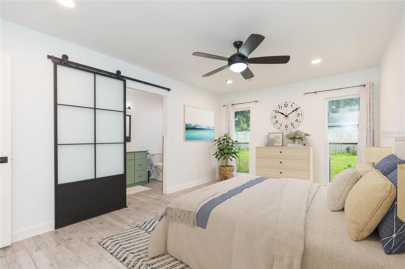 virtually staged - 2705 LAKEVILLE DR, TAMPA