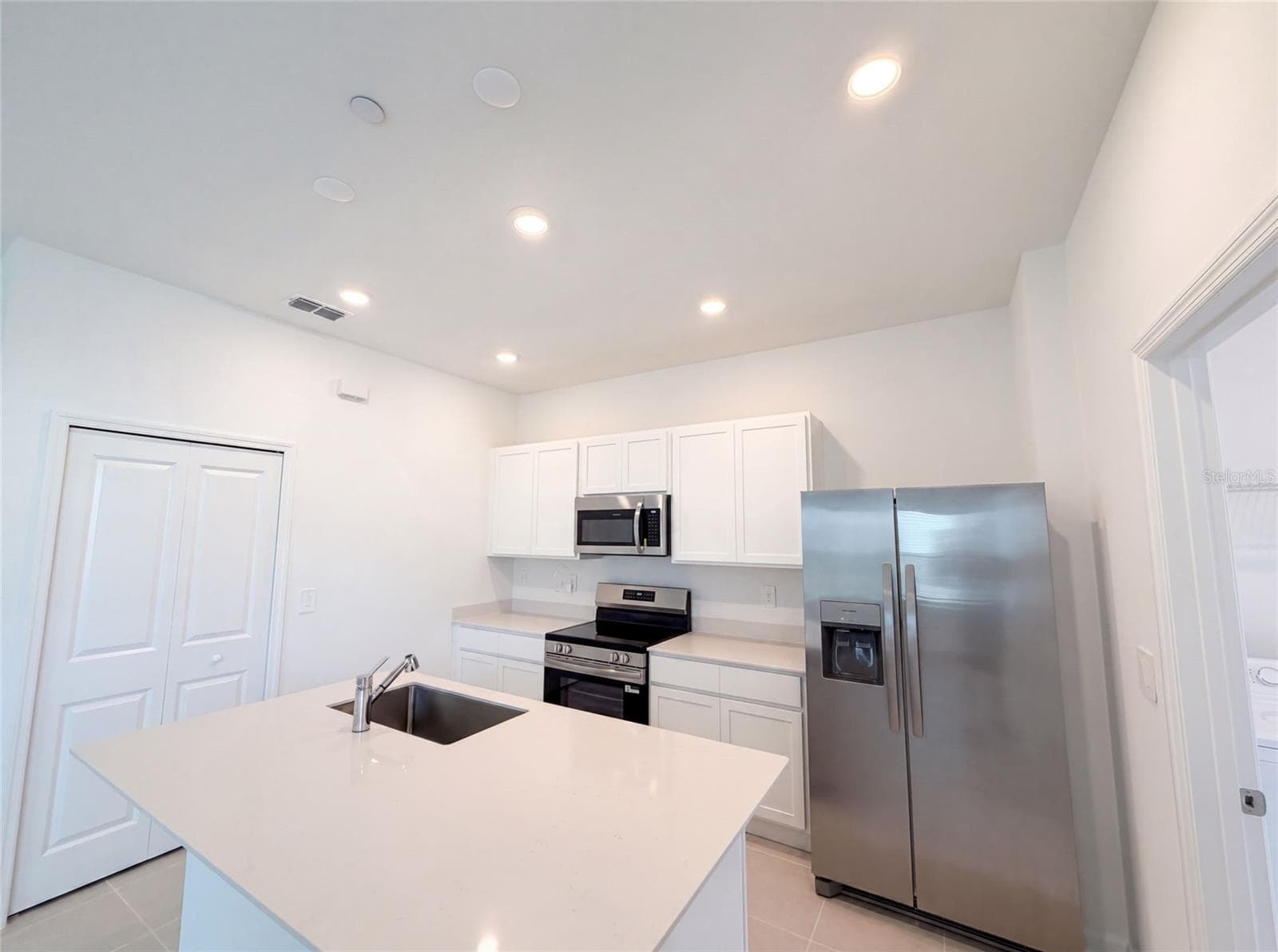 Townhouse at 2224 RED SUN ST, APOPKA, photo 9 of 25
