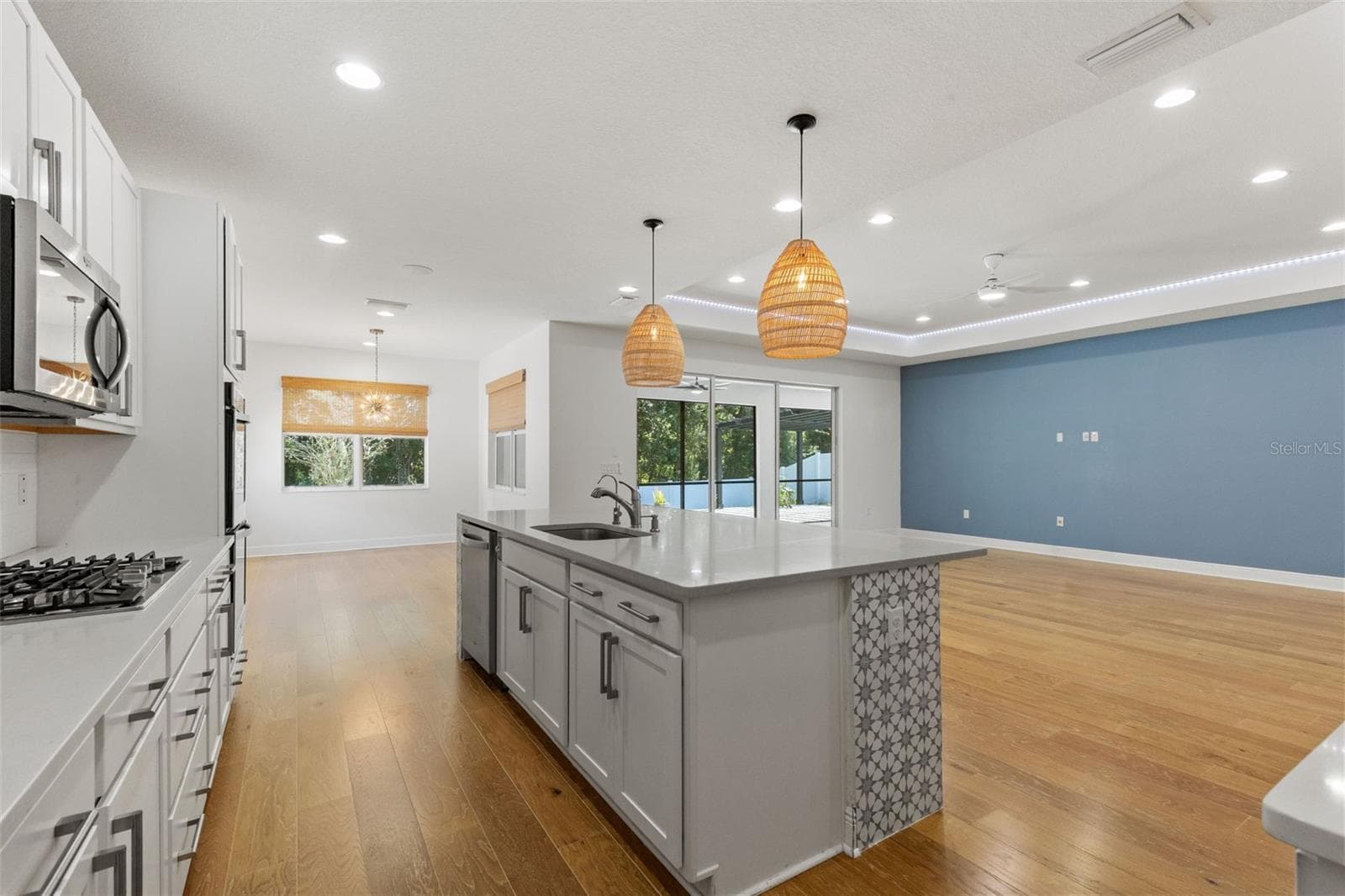Kitchen - 19714 LONESOME PINE DR, LAND O LAKES