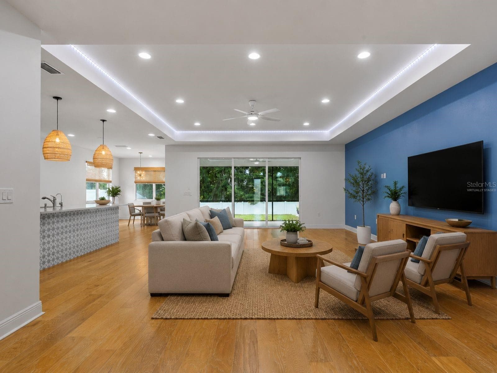 Virtually Staged: Living Room - 19714 LONESOME PINE DR, LAND O LAKES