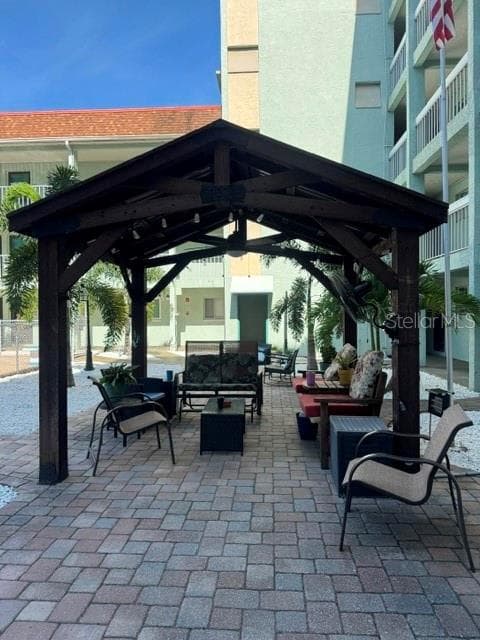 Community Area - 801 83RD AVE N #310, ST PETERSBURG
