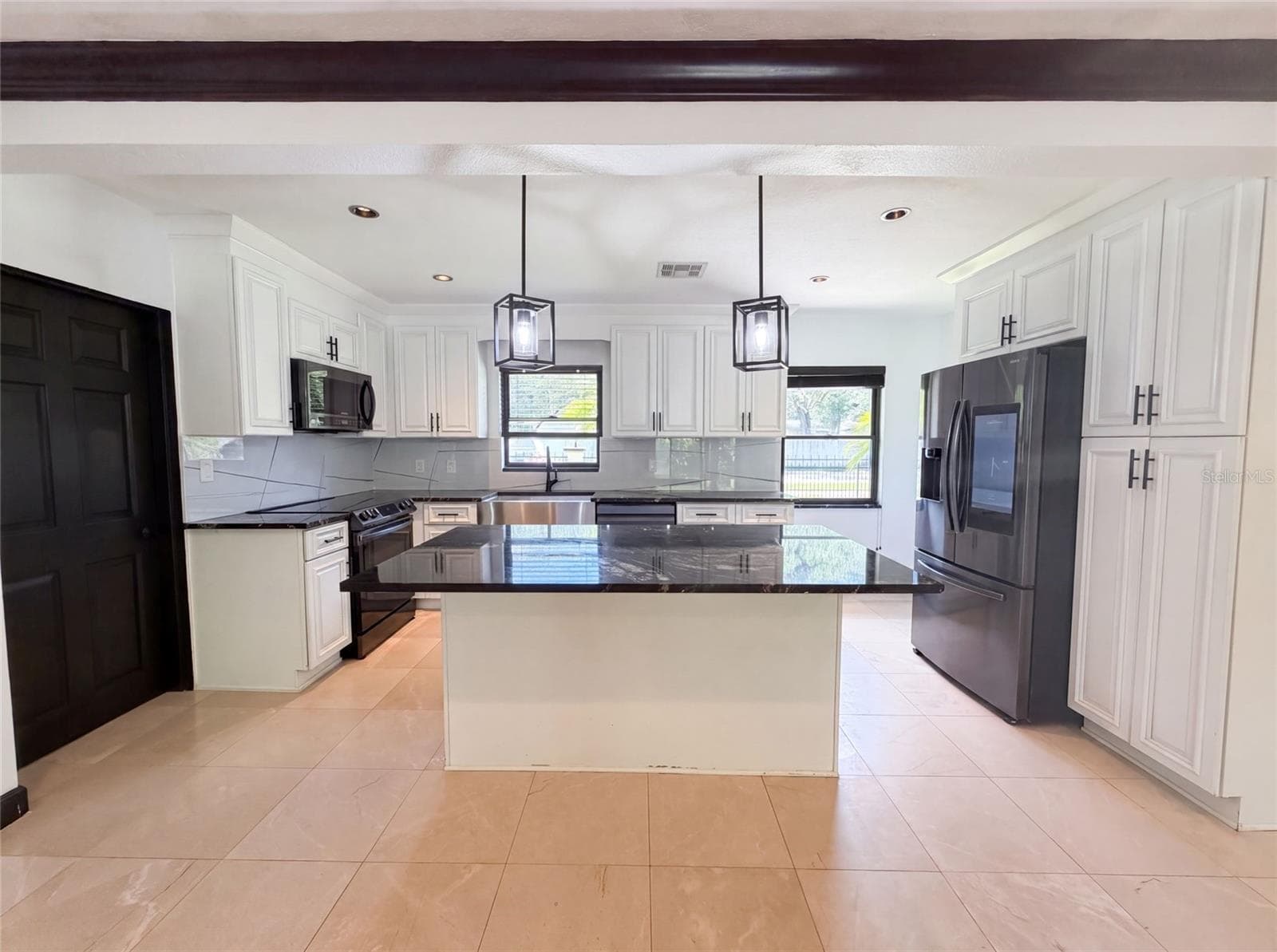 Single Family Residence at 1515 S WEST SHORE BLVD, TAMPA, photo 17 of 25