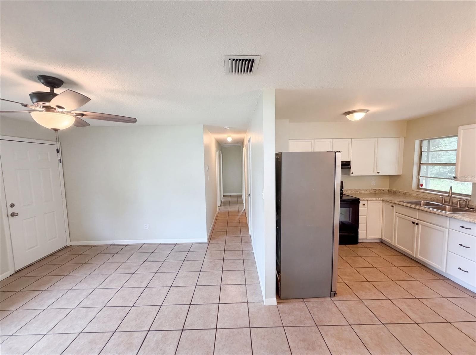 Single Family Residence at 1735 JEFFERSON DR, MOUNT DORA, photo 14 of 22