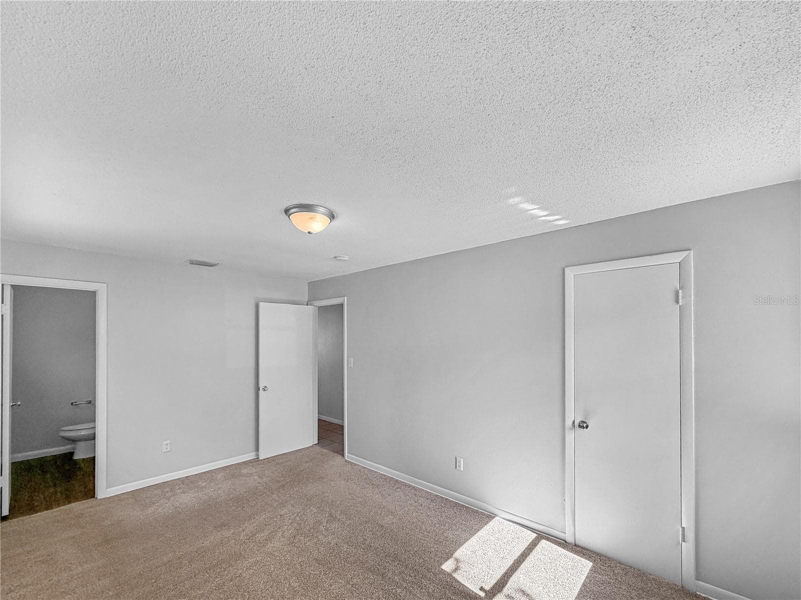 Single Family Residence at 1735 JEFFERSON DR, MOUNT DORA, photo 19 of 22
