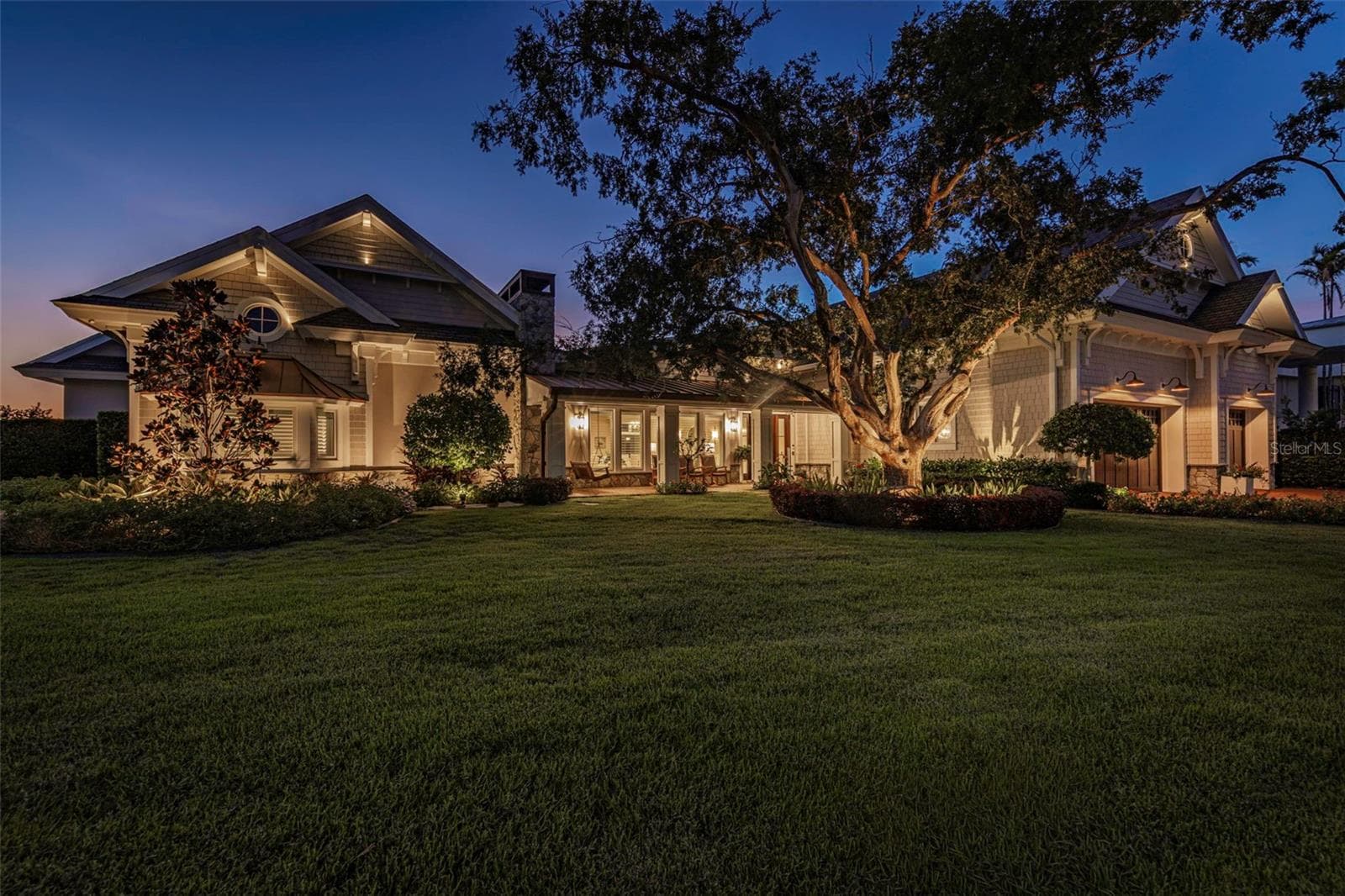 1744 SANTA BARBARA DR