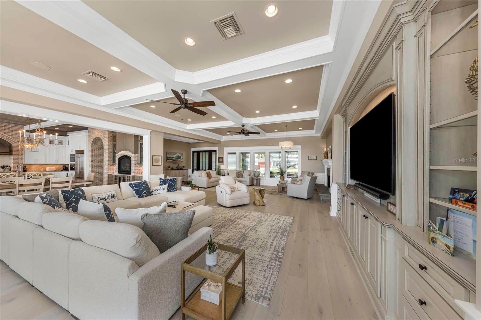 Single Family Residence at 1744 SANTA BARBARA DR, DUNEDIN, photo 27 of 97