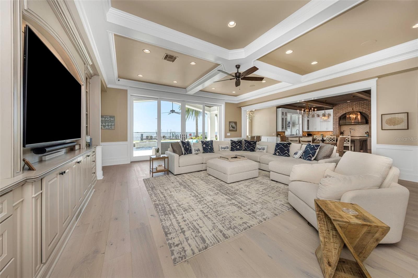 Single Family Residence at 1744 SANTA BARBARA DR, DUNEDIN, photo 29 of 97