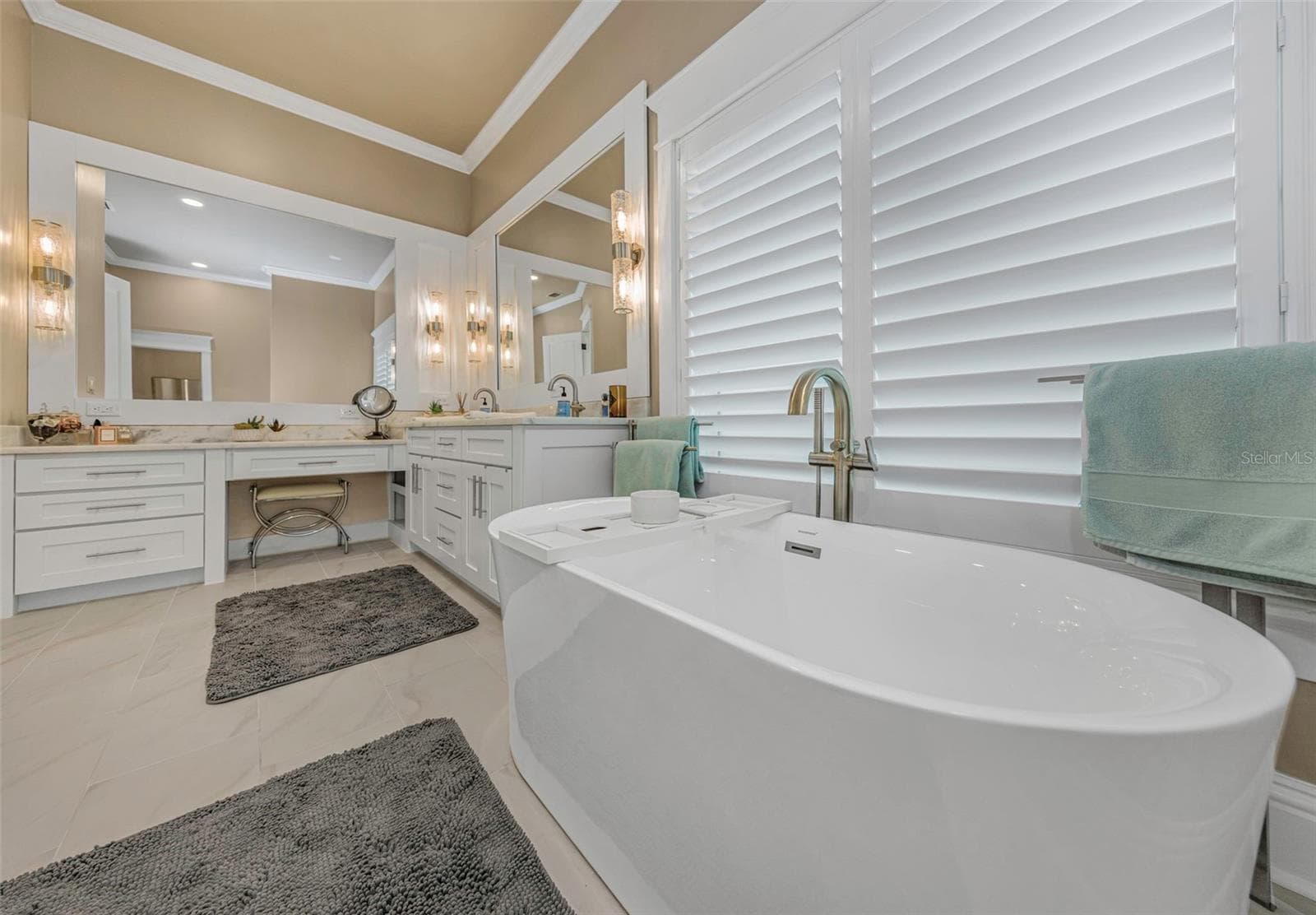 Single Family Residence at 1744 SANTA BARBARA DR, DUNEDIN, photo 55 of 97