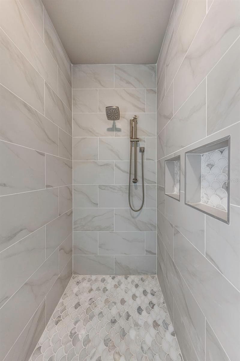 Single Family Residence at 1744 SANTA BARBARA DR, DUNEDIN, photo 56 of 97