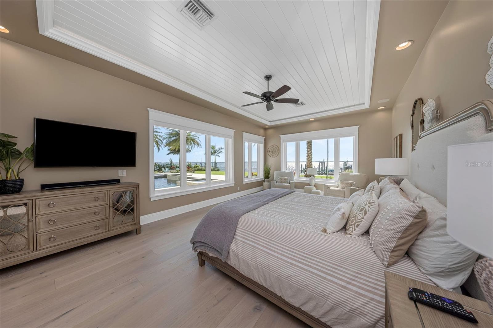 Single Family Residence at 1744 SANTA BARBARA DR, DUNEDIN, photo 61 of 97