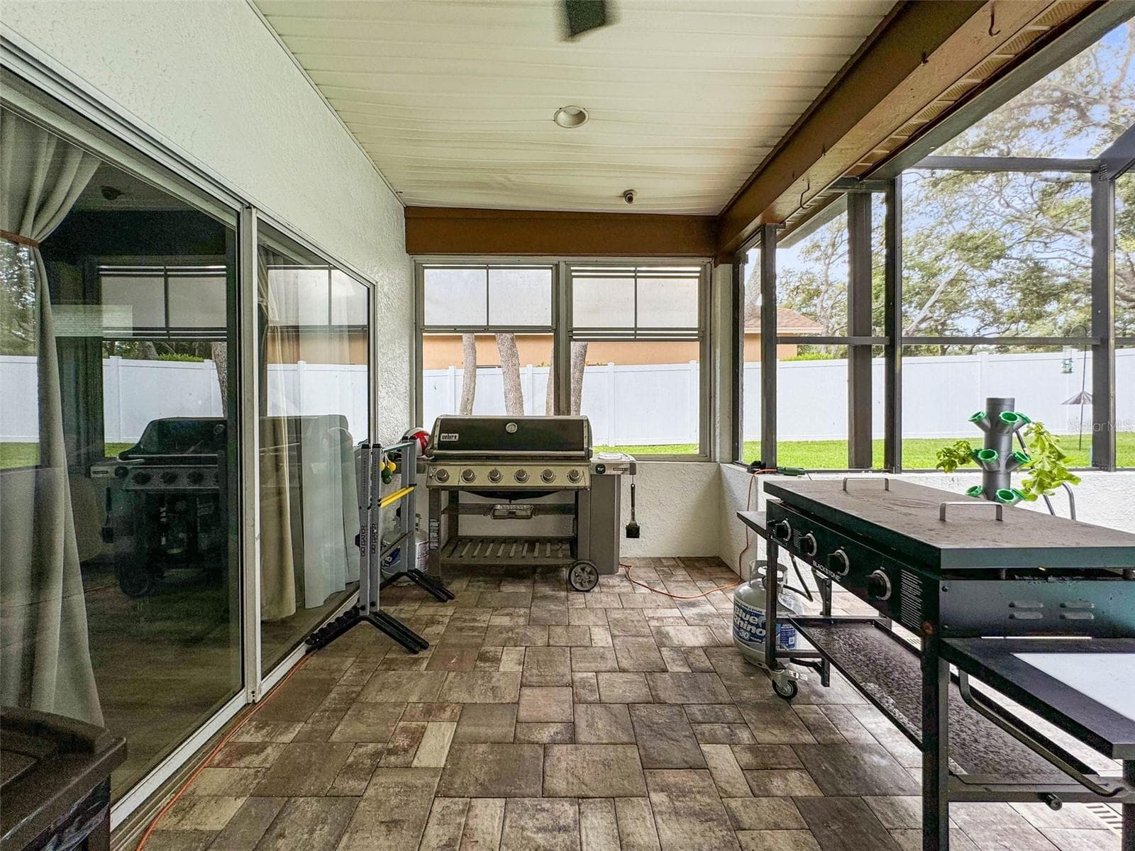 Single Family Residence at 4448 GLENBROOK DR, PALM HARBOR, photo 54 of 67