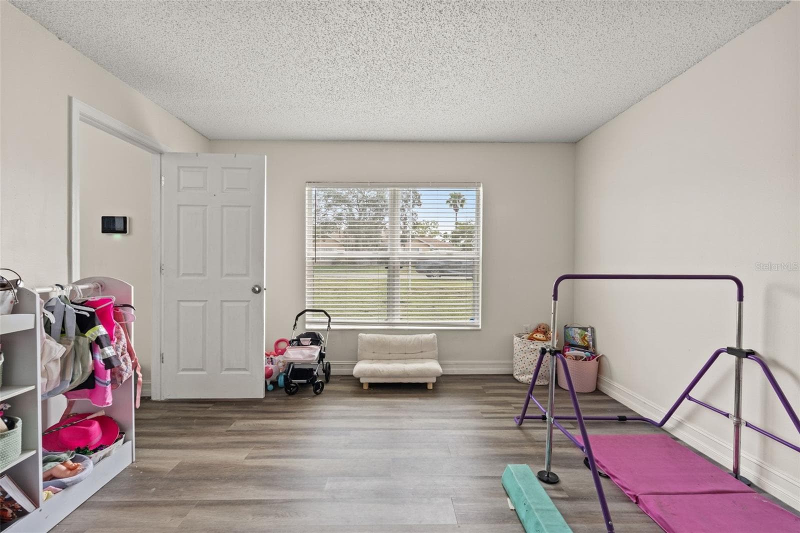 Single Family Residence at 2253 WHITEWOOD AVE, SPRING HILL, photo 15 of 58