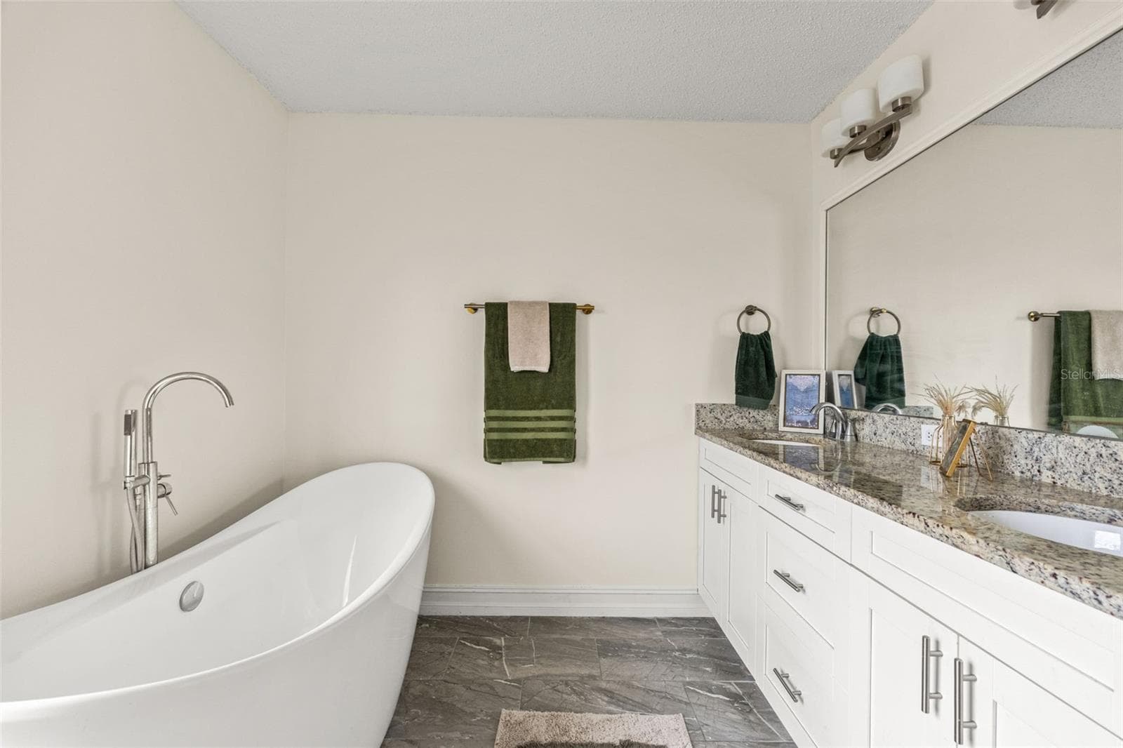 Single Family Residence at 2253 WHITEWOOD AVE, SPRING HILL, photo 39 of 58
