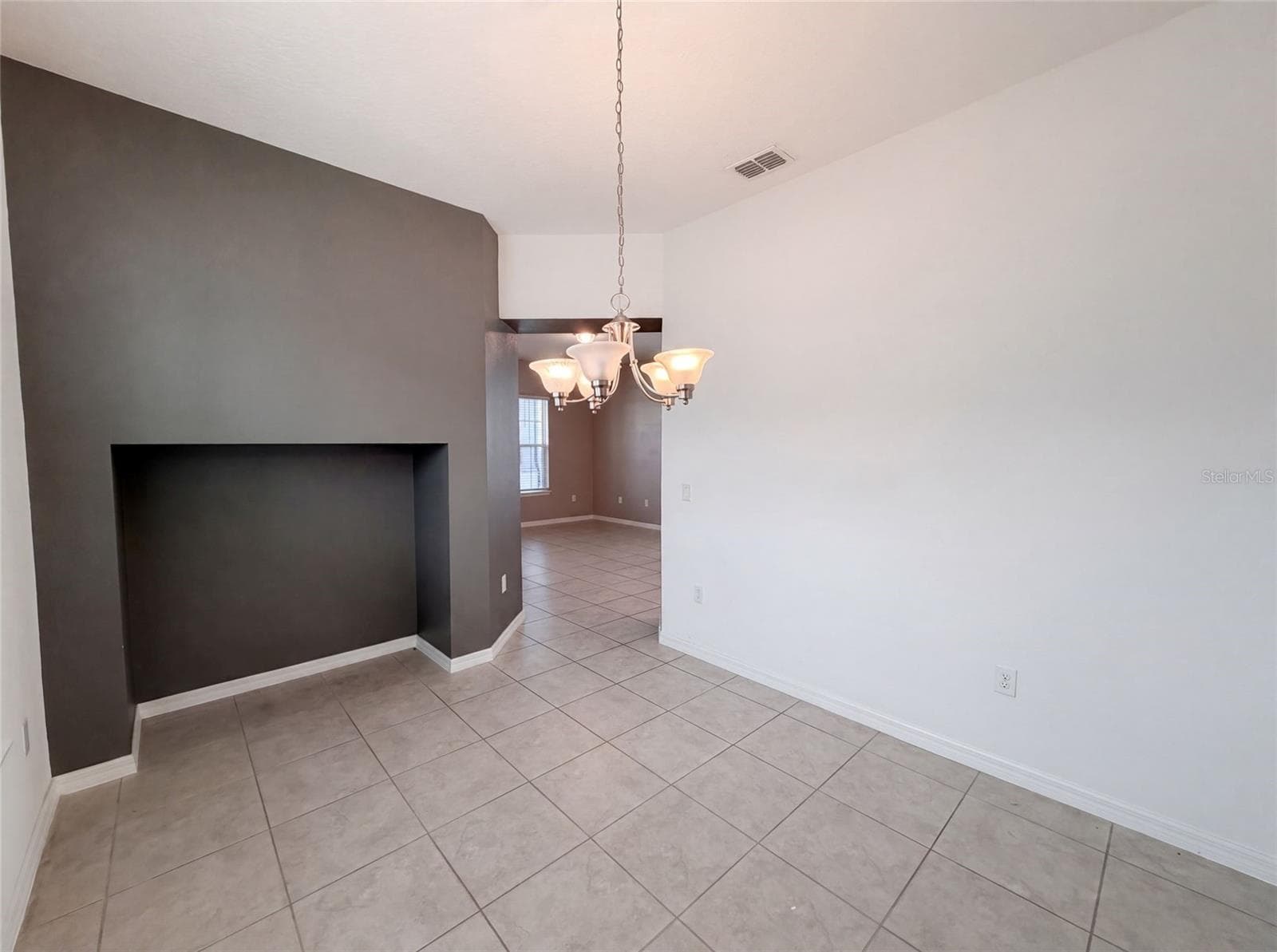 Single Family Residence at 1572 ASTORIA ARBOR LN, ORLANDO, photo 6 of 38