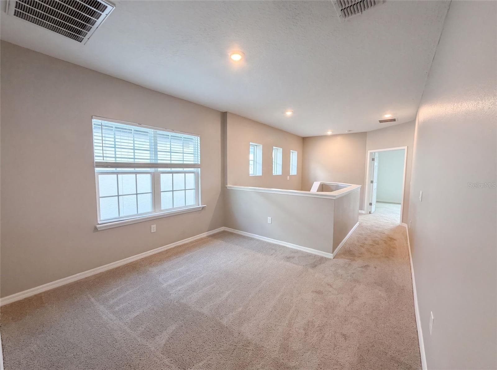 Single Family Residence at 1572 ASTORIA ARBOR LN, ORLANDO, photo 11 of 38