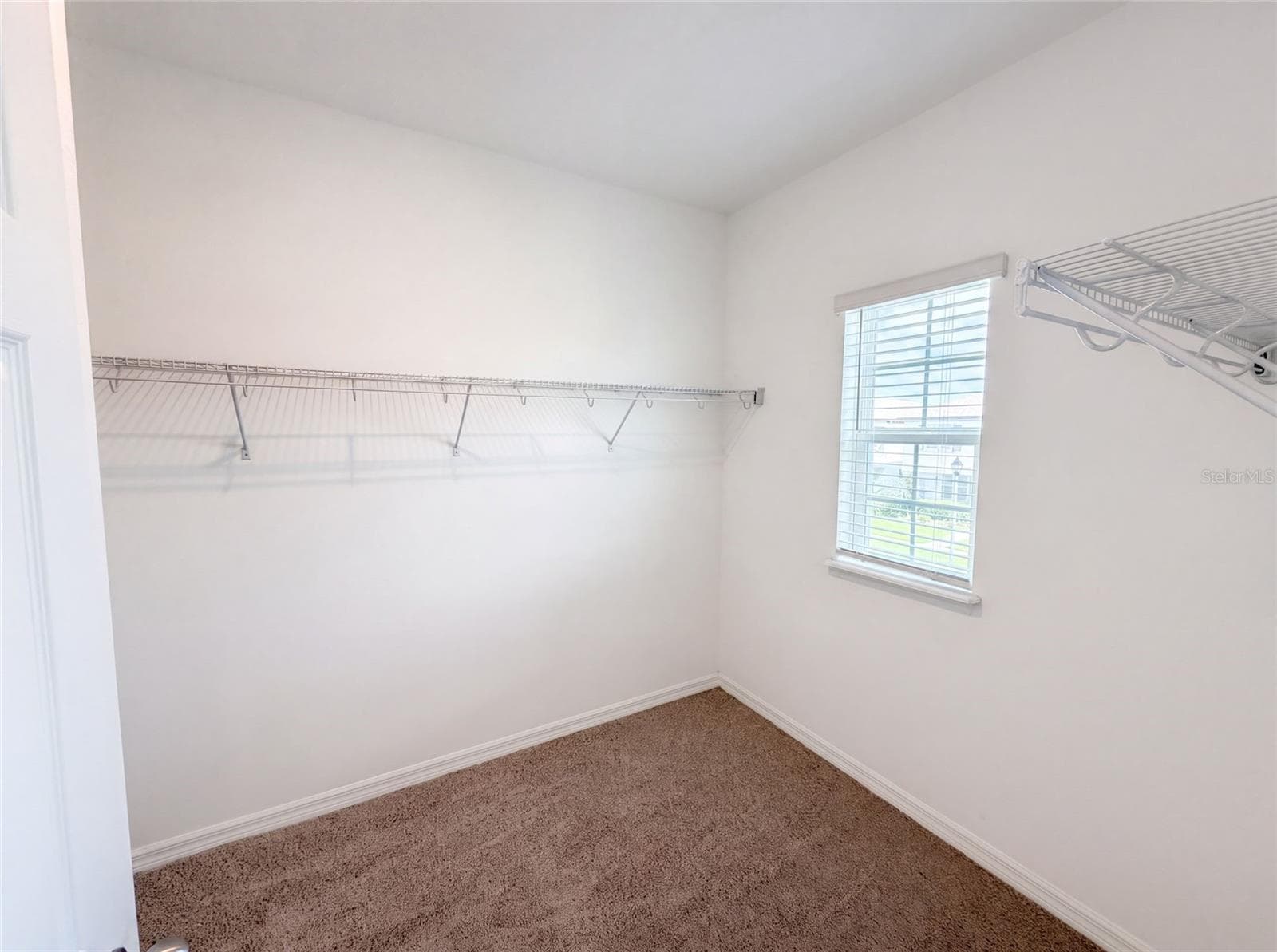 Single Family Residence at 1572 ASTORIA ARBOR LN, ORLANDO, photo 17 of 38