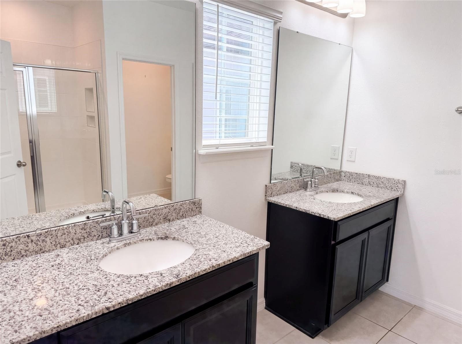 Single Family Residence at 1572 ASTORIA ARBOR LN, ORLANDO, photo 18 of 38