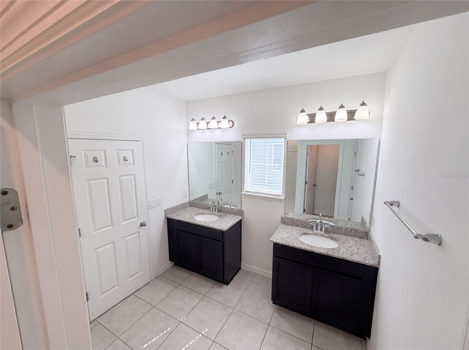 Single Family Residence at 1572 ASTORIA ARBOR LN, ORLANDO, photo 21 of 38