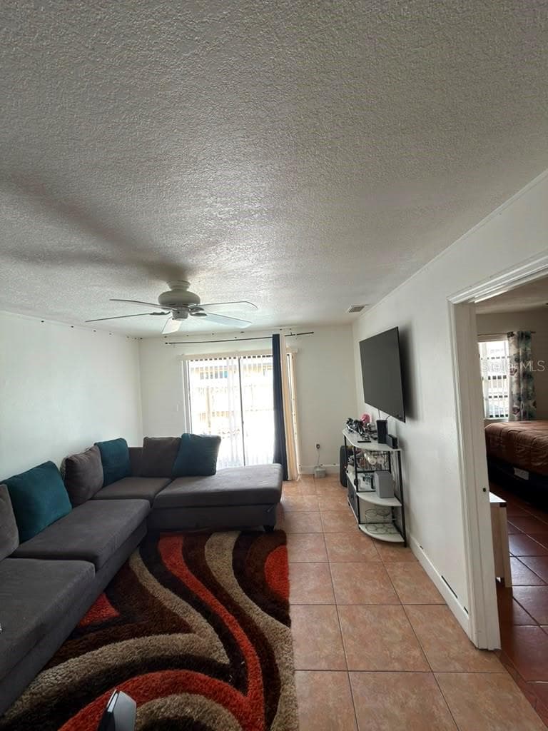 Villa at 2207 CARIBBEAN DR, KISSIMMEE, photo 12 of 18