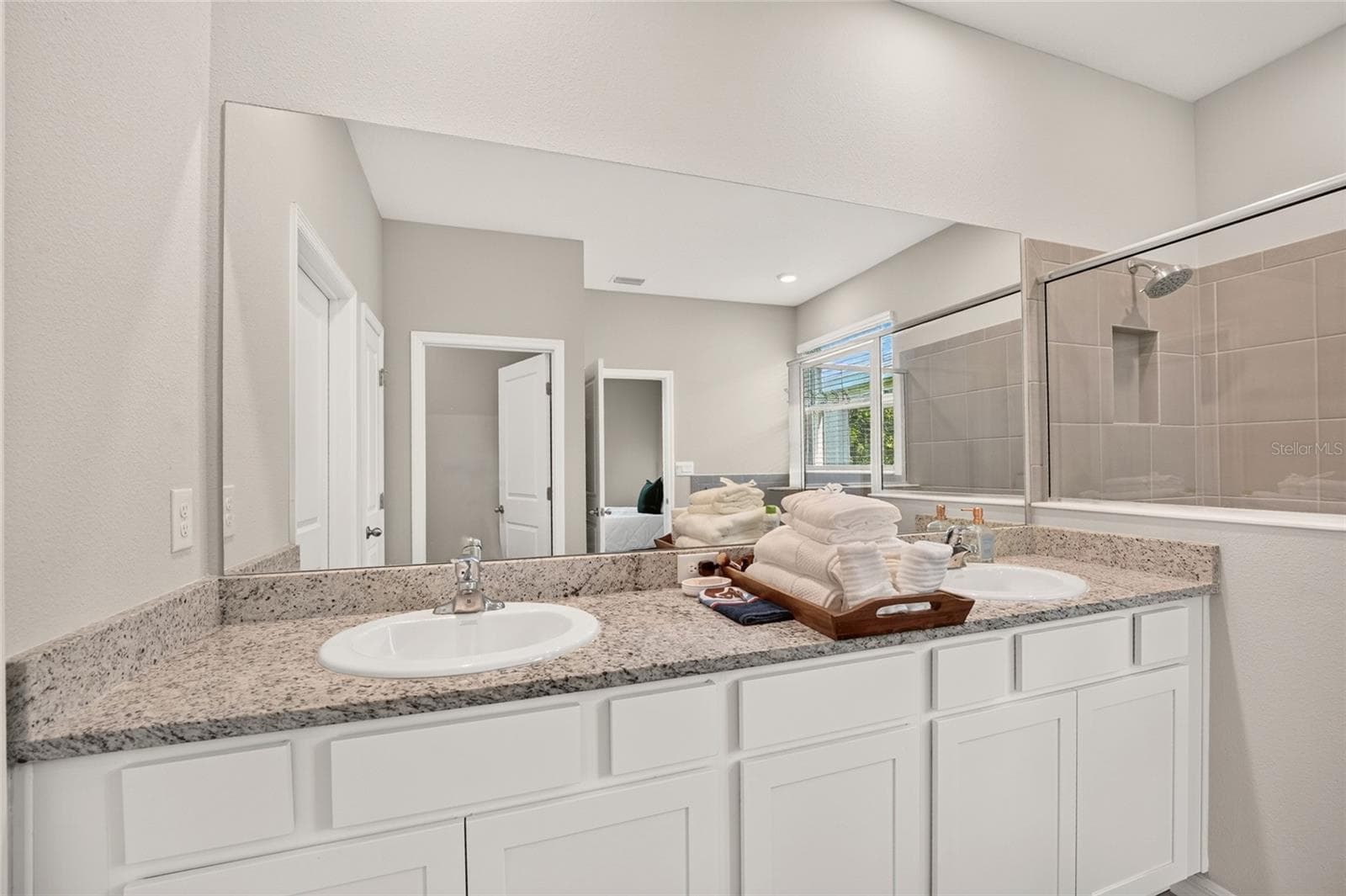 PRIMARY ENSUITE BATHROOM - 4974 NW 39TH LOOP, OCALA