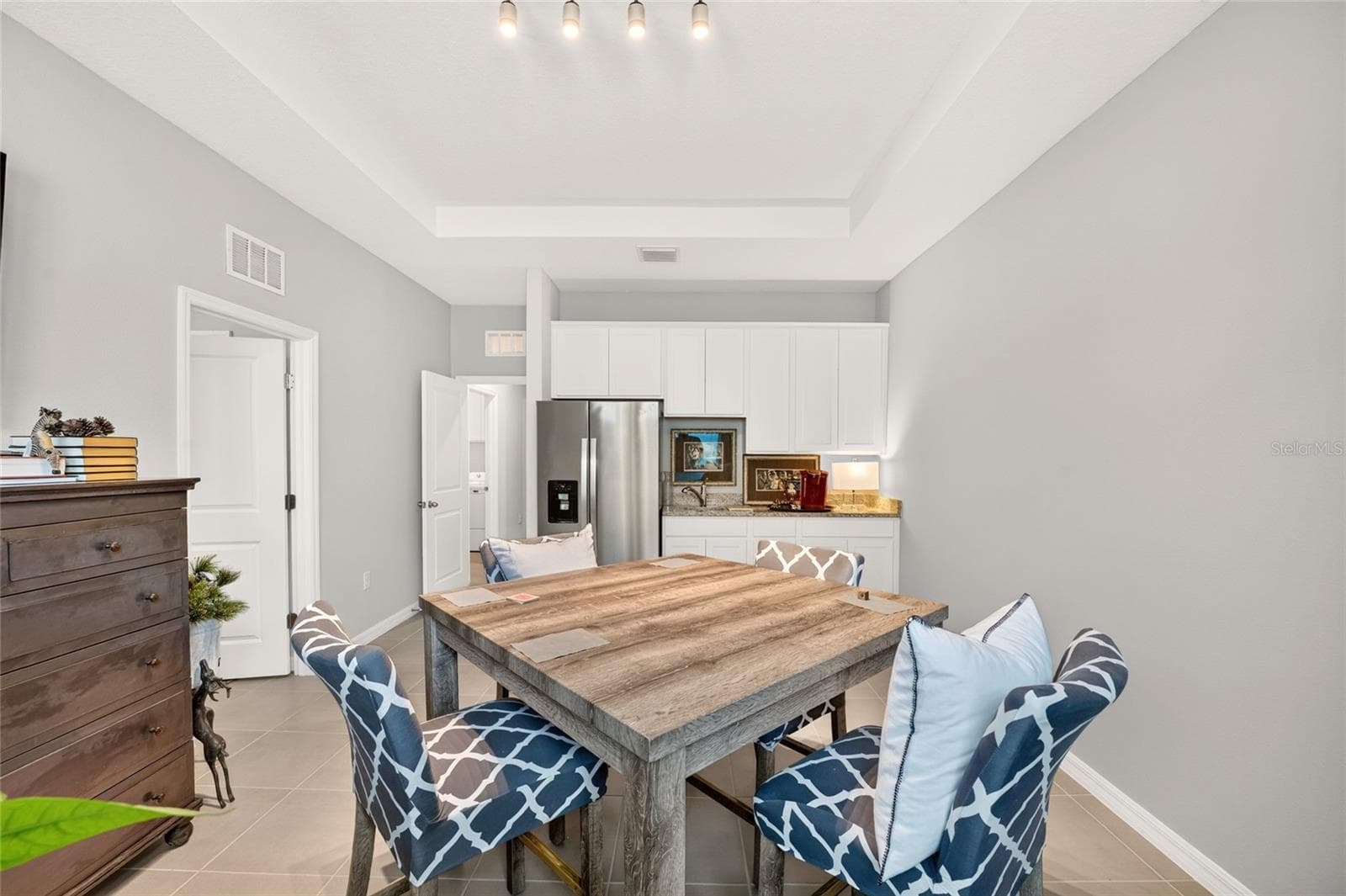 IN-LAW SUITE KITCHENETTE/LIVING AREA - 4974 NW 39TH LOOP, OCALA
