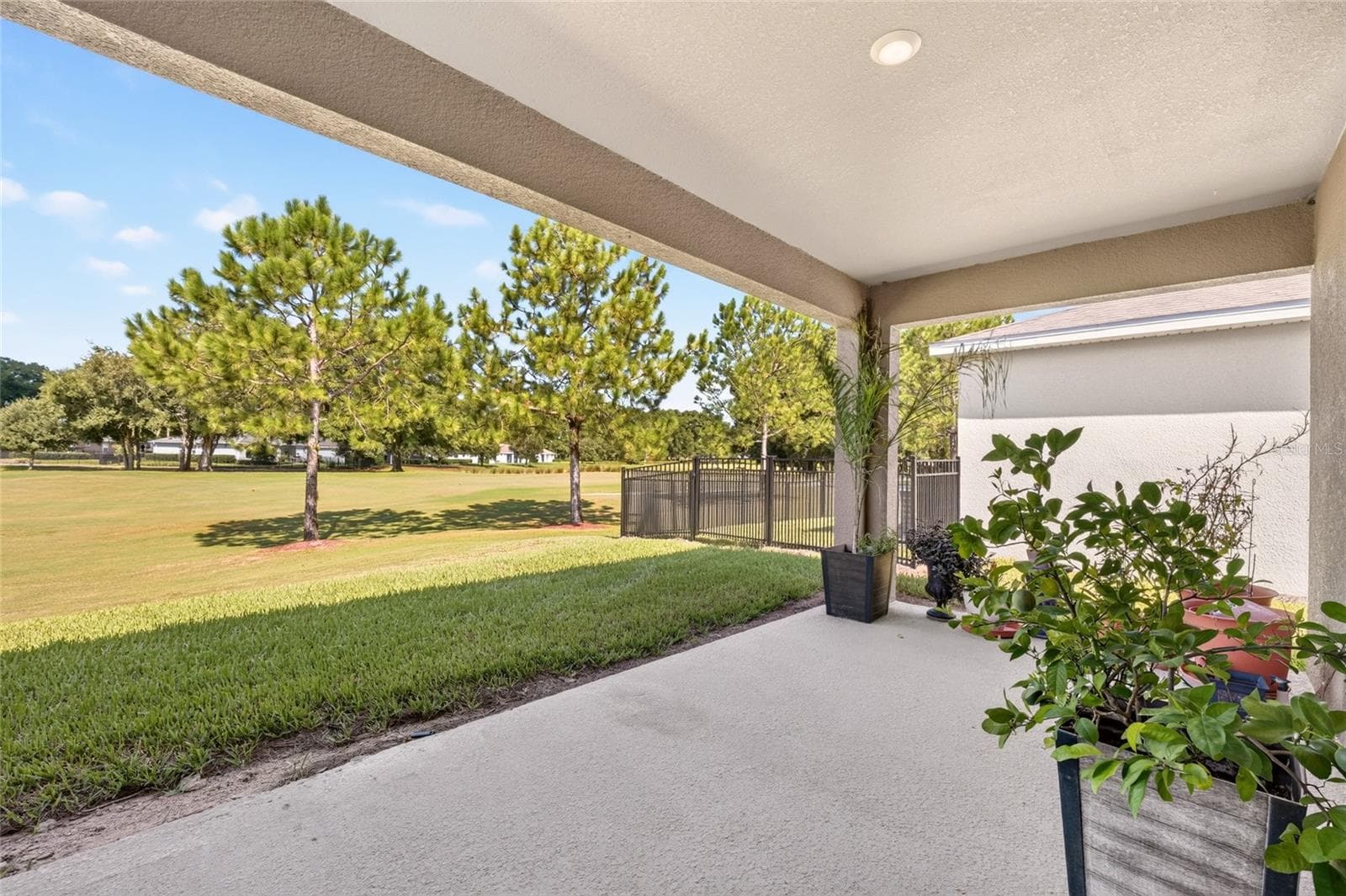 LANAI - 4974 NW 39TH LOOP, OCALA
