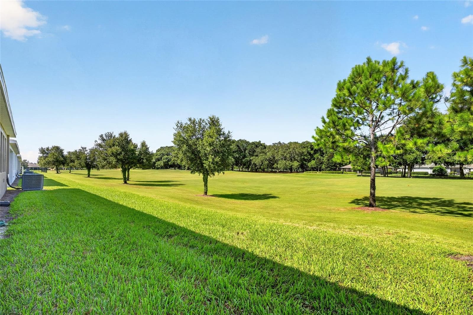 GOLF COURSE VIEW - 4974 NW 39TH LOOP, OCALA