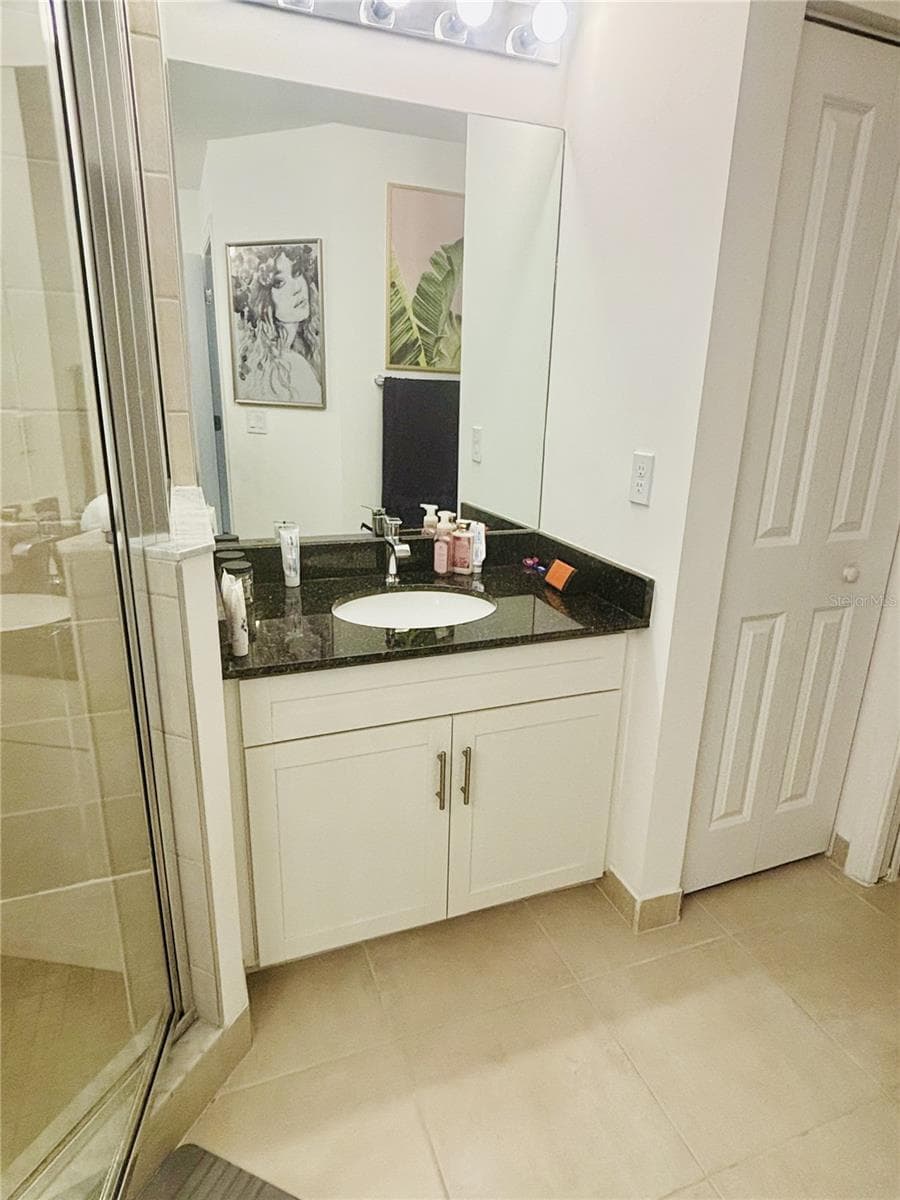 Townhouse at 2132 NW 6TH ST, FORT LAUDERDALE, photo 13 of 18