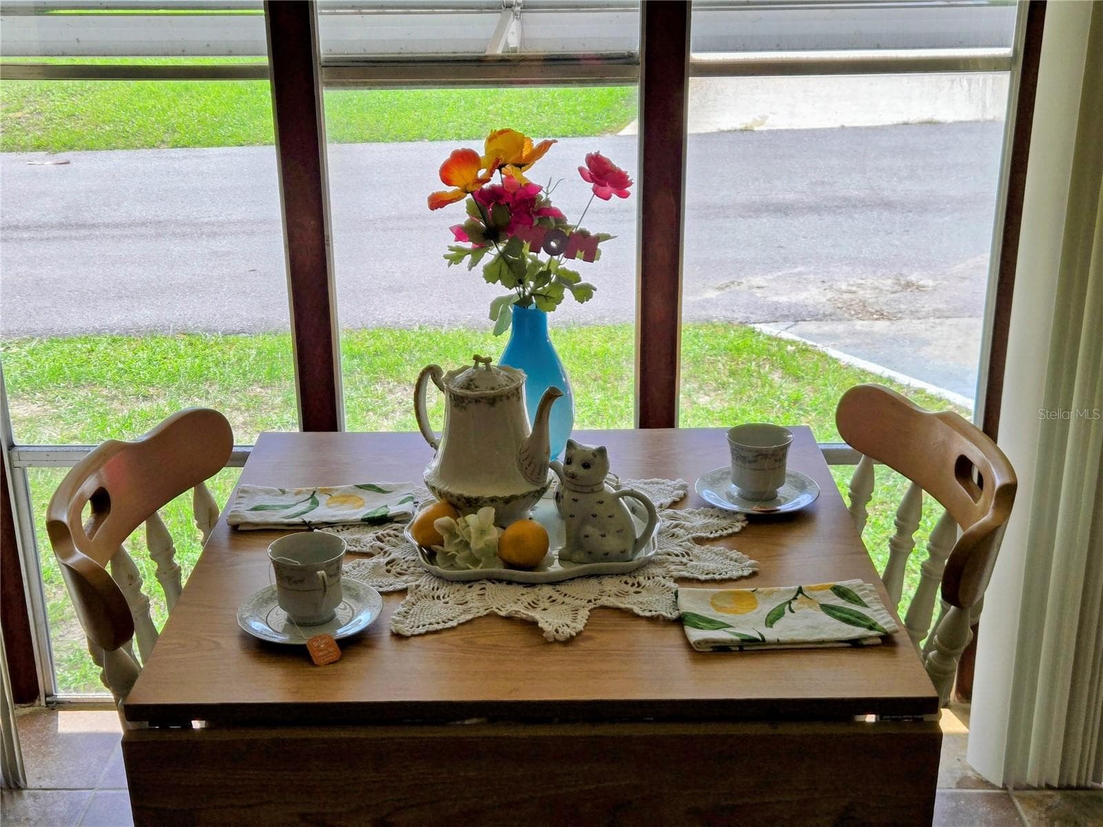 Manufactured Home at 6336 WEALTHY LN, ZEPHYRHILLS, photo 8 of 45