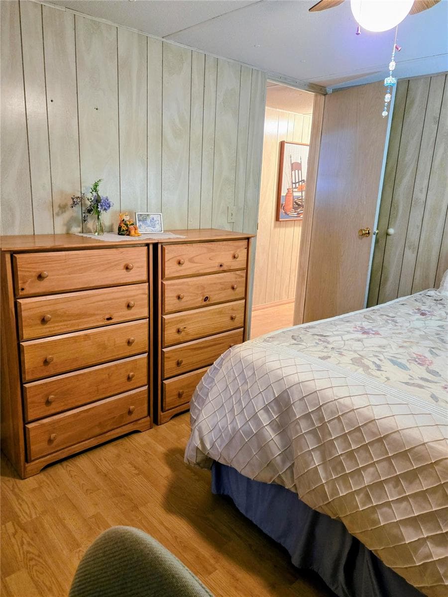 Manufactured Home at 6336 WEALTHY LN, ZEPHYRHILLS, photo 15 of 45