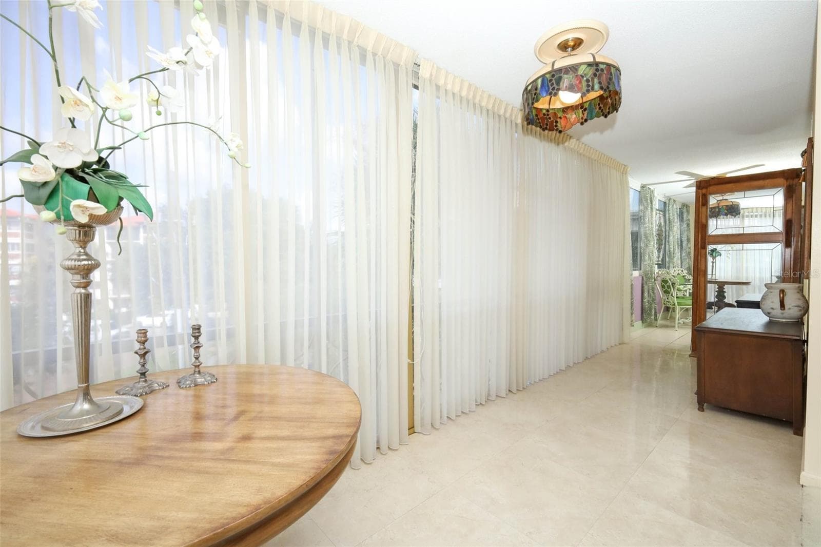 Flex space that leads to the kitchen. - 311 E MORSE BLVD #4-5, WINTER PARK