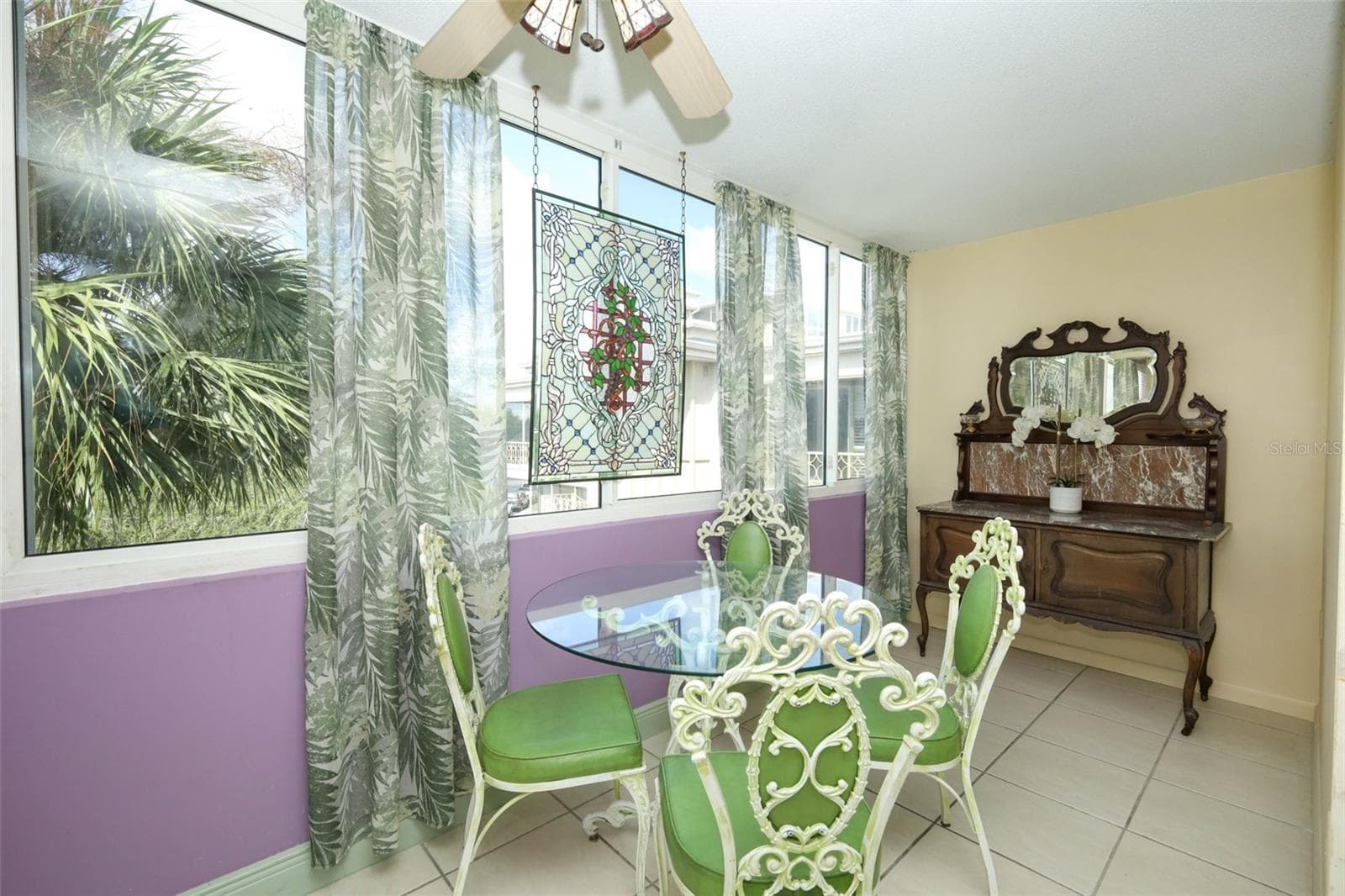 Kitchenette with plenty of natural light - 311 E MORSE BLVD #4-5, WINTER PARK