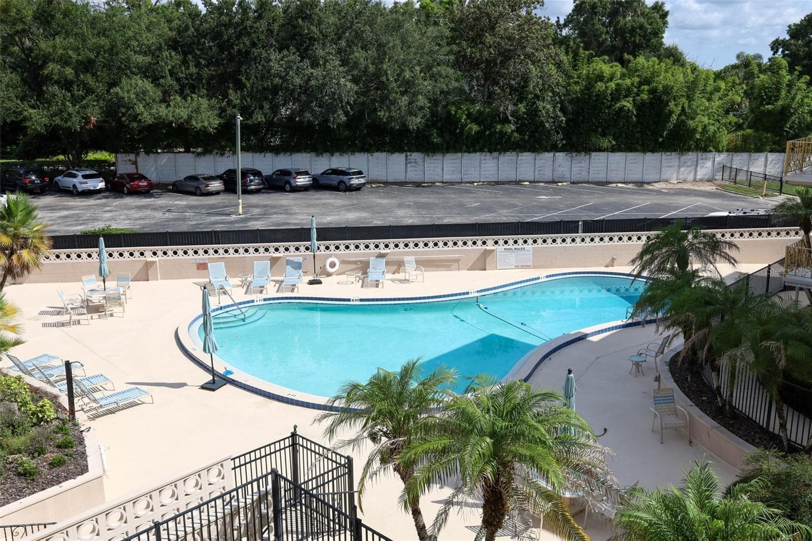 Community pool steps from the back of the unit - 311 E MORSE BLVD #4-5, WINTER PARK