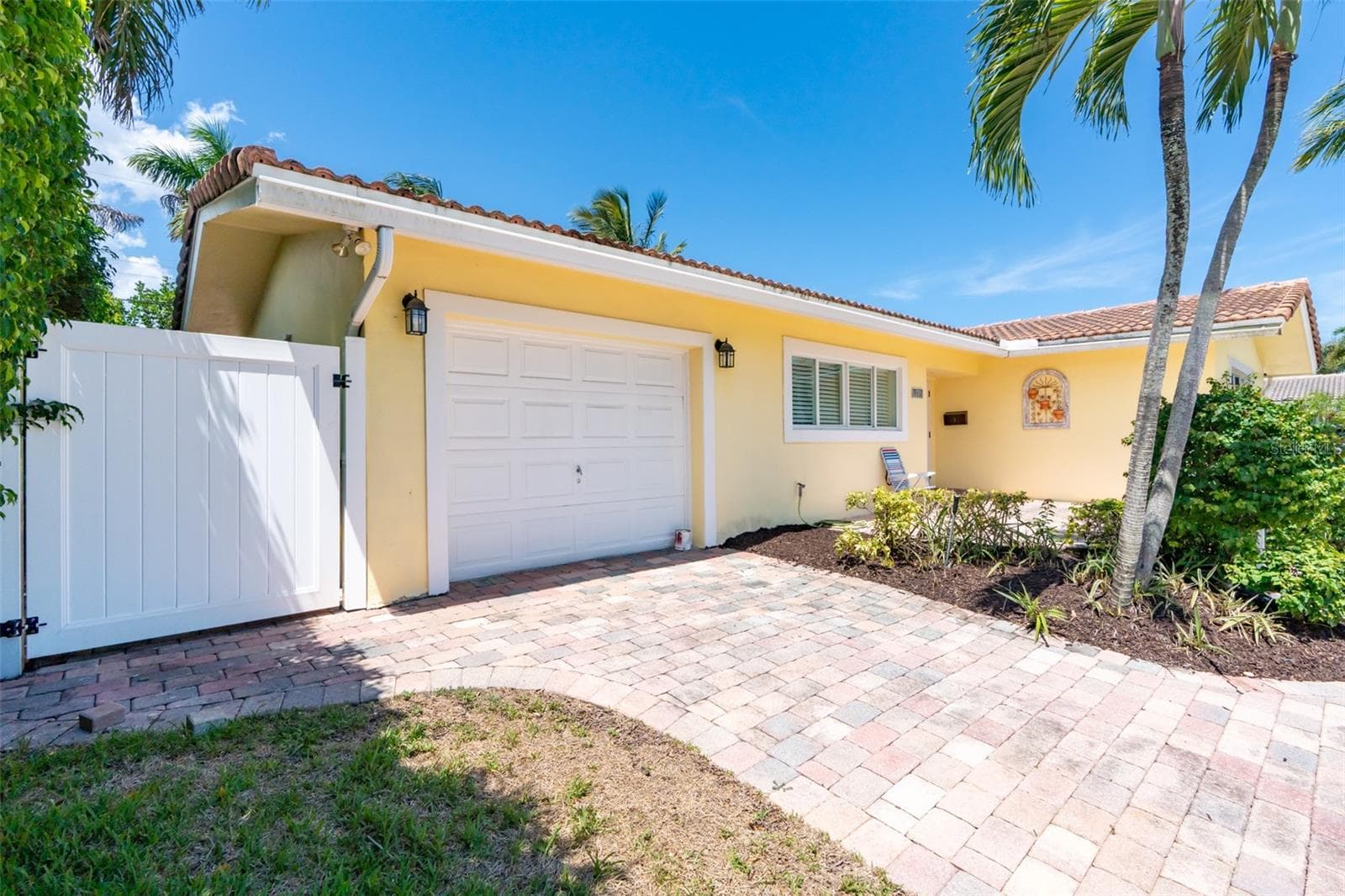 Single Family Residence at 1271 SW 9TH ST, BOCA RATON, photo 4 of 47