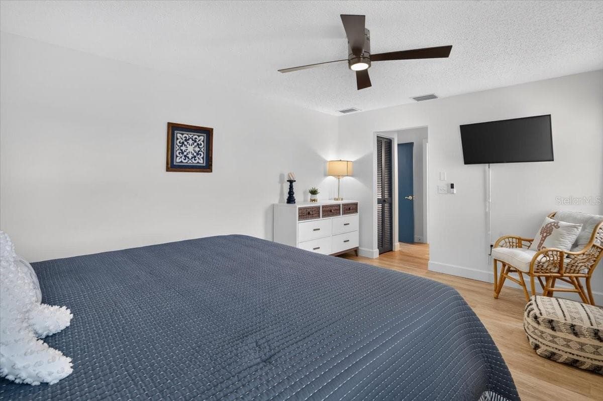 Single Family Residence at 5016 MANGROVE POINT RD, BRADENTON, photo 23 of 47