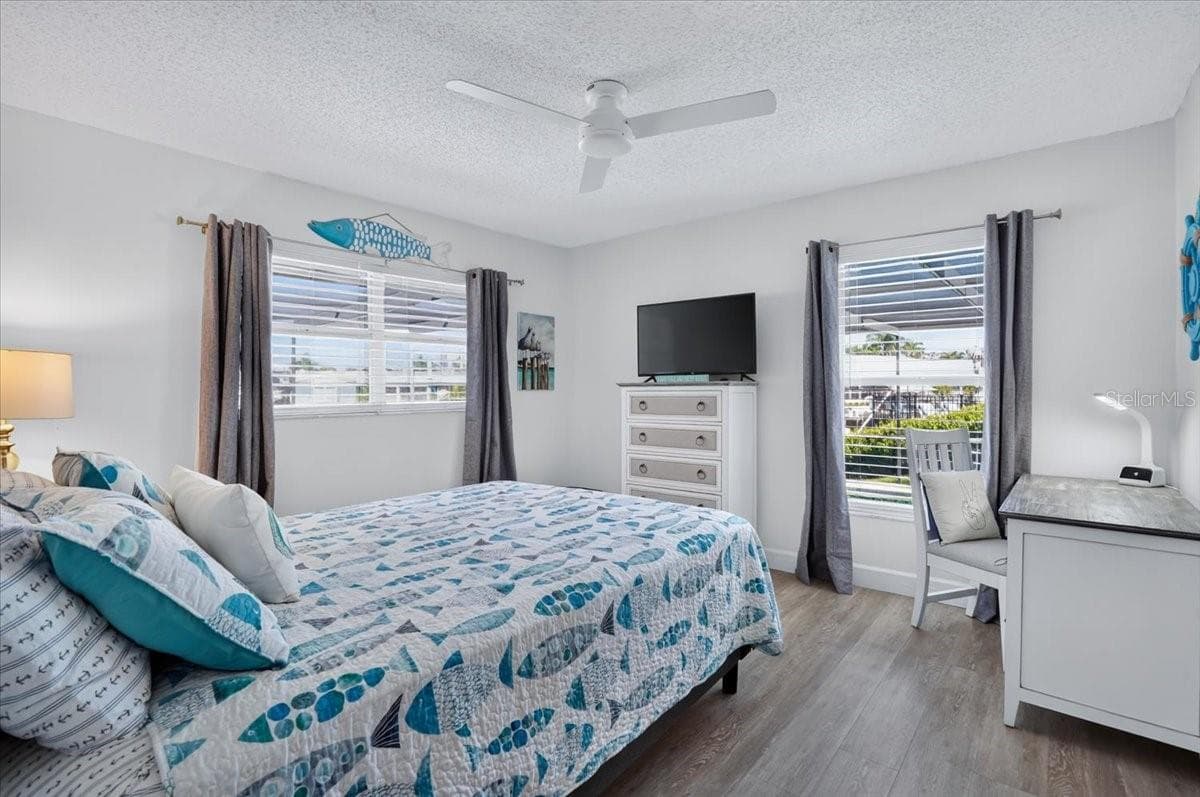 Bedroom 2 - 5016 MANGROVE POINT RD, BRADENTON