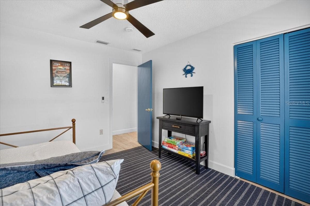 Single Family Residence at 5016 MANGROVE POINT RD, BRADENTON, photo 30 of 47