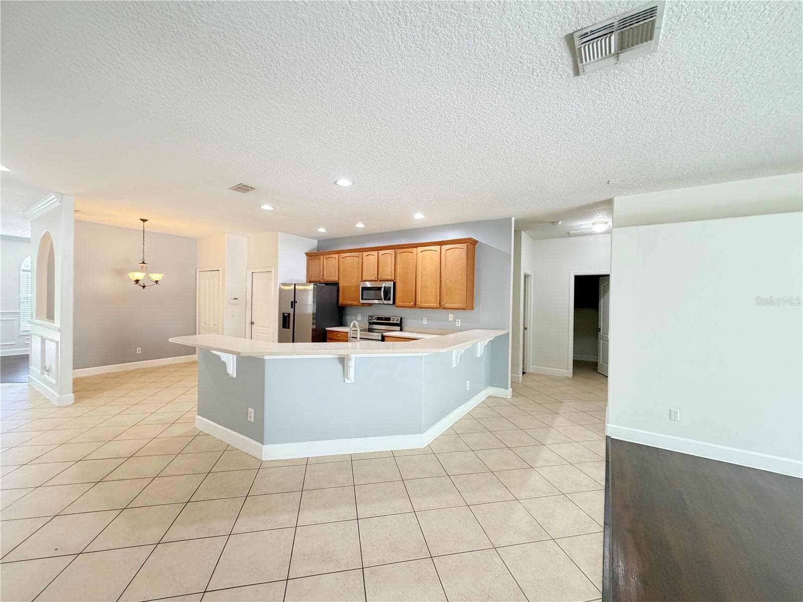 Single Family Residence at 6317 ROLDEN CT, MOUNT DORA, photo 8 of 29