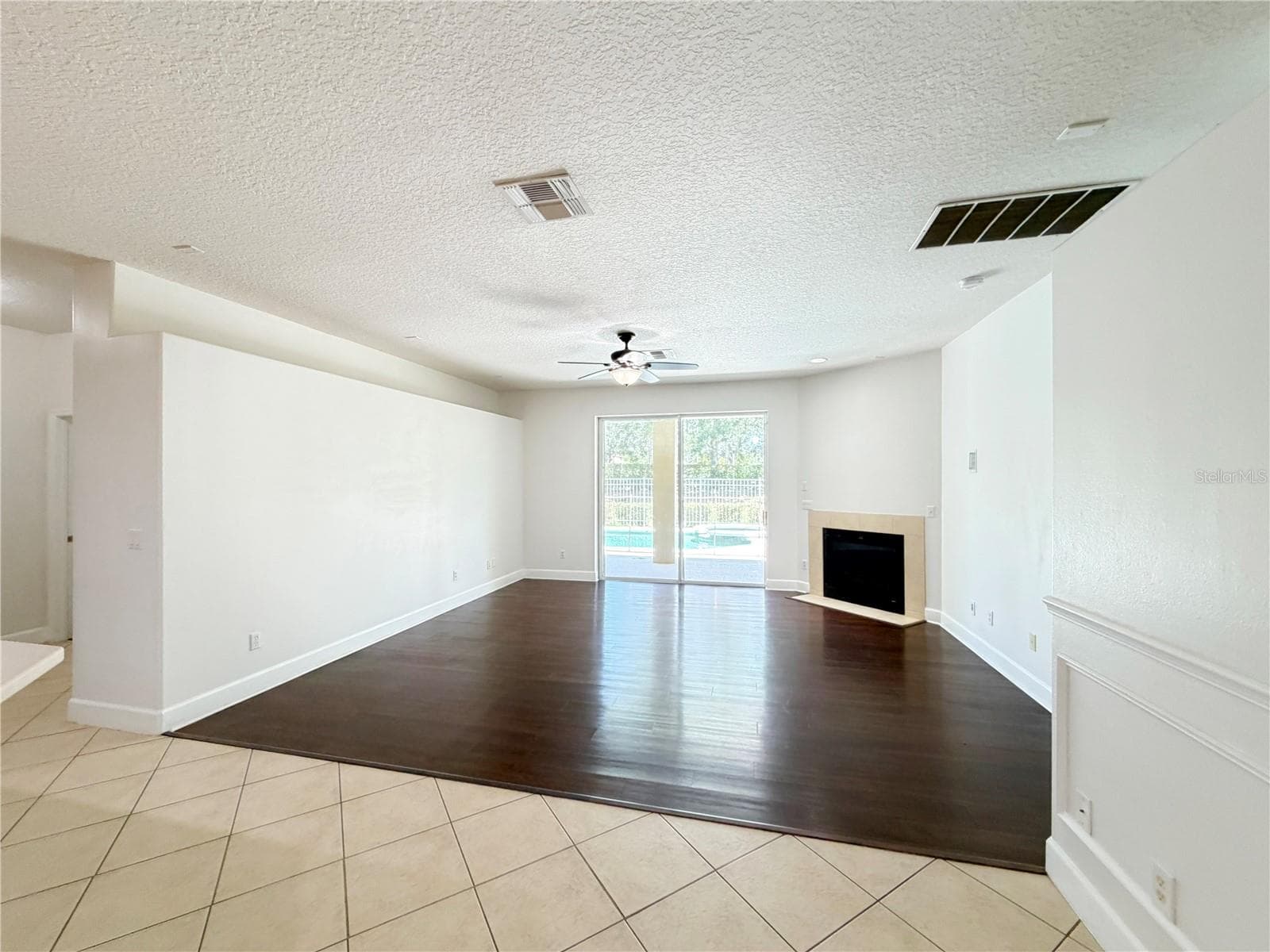Single Family Residence at 6317 ROLDEN CT, MOUNT DORA, photo 20 of 29
