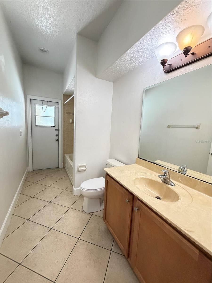 Single Family Residence at 6317 ROLDEN CT, MOUNT DORA, photo 27 of 29