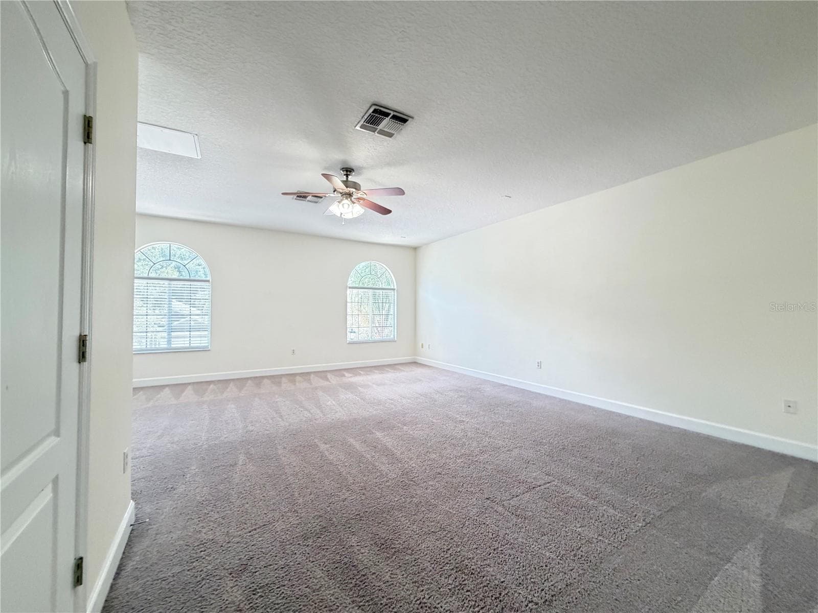 Single Family Residence at 6317 ROLDEN CT, MOUNT DORA, photo 28 of 29
