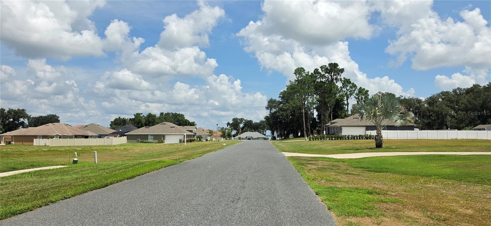Oaks Shores Rd North of Lot - 817 OAKS SHORES RD, LEESBURG