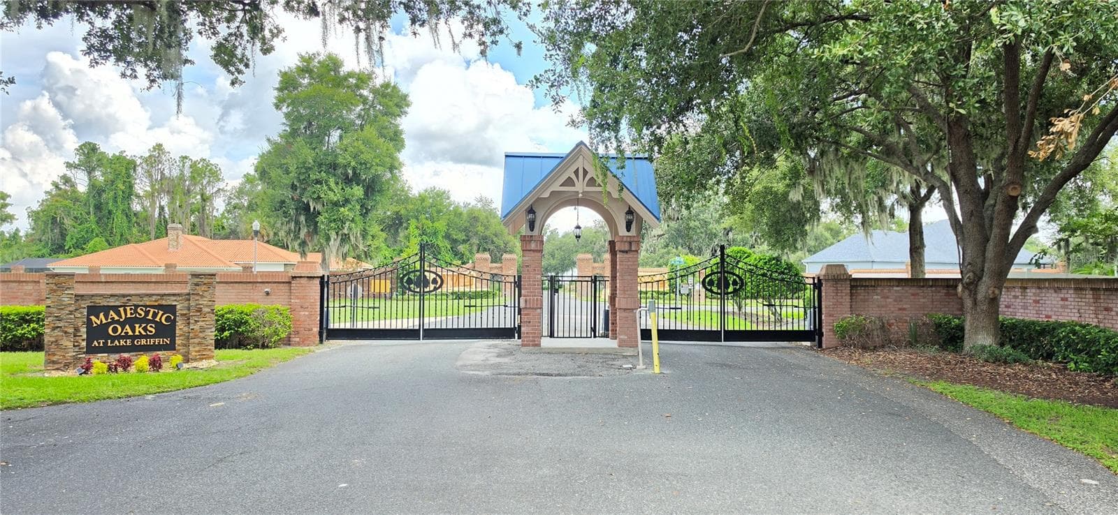 Majestic Oaks Gated Intro - 817 OAKS SHORES RD, LEESBURG