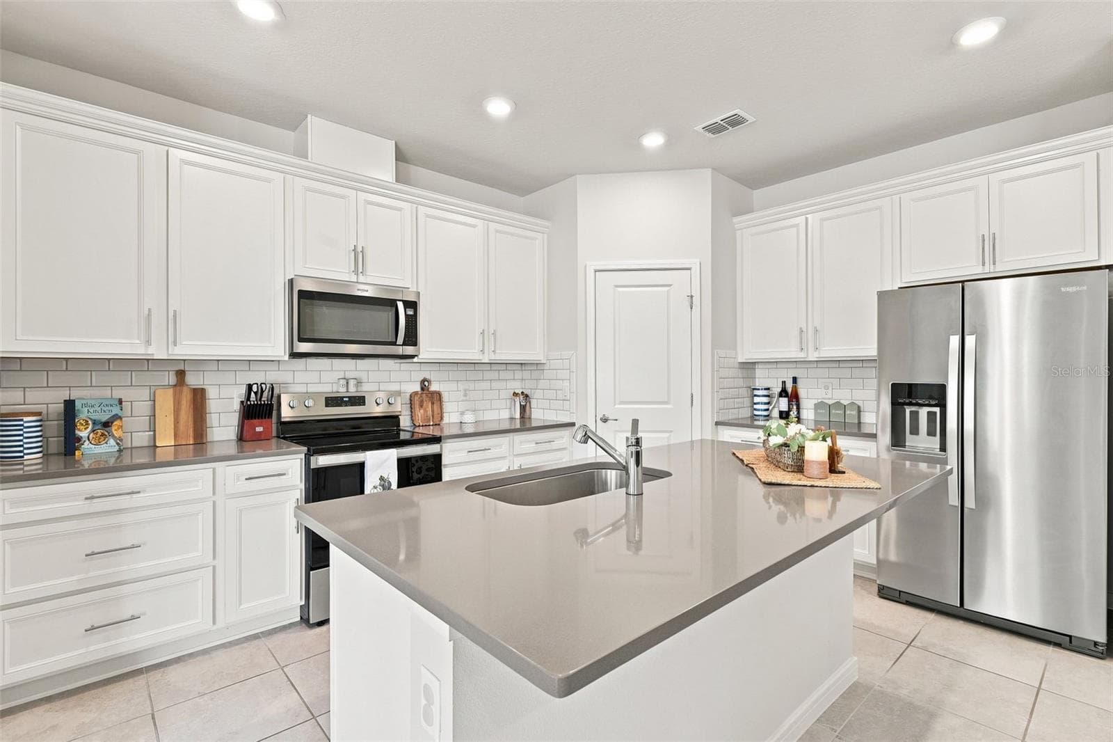 Single Family Residence at 3545 TREETOP ST, DELAND, photo 11 of 55