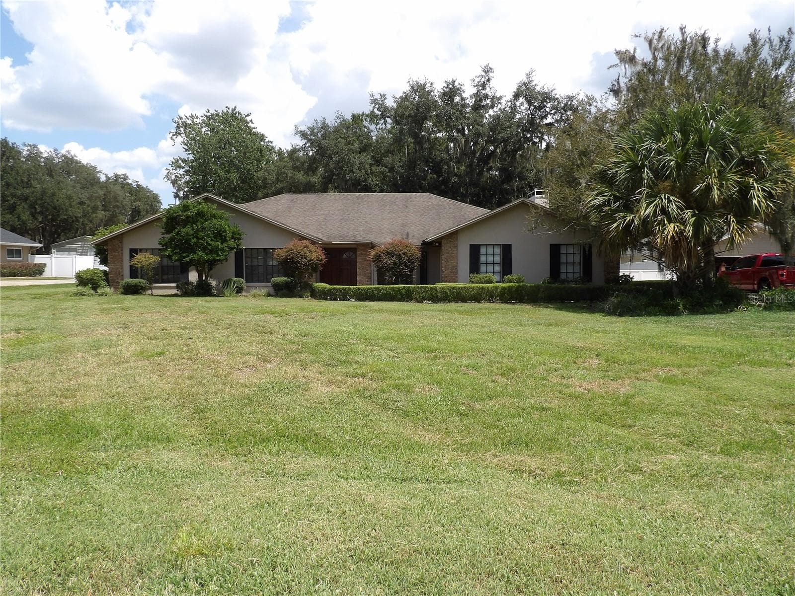 6282 FORESTWOOD DR E