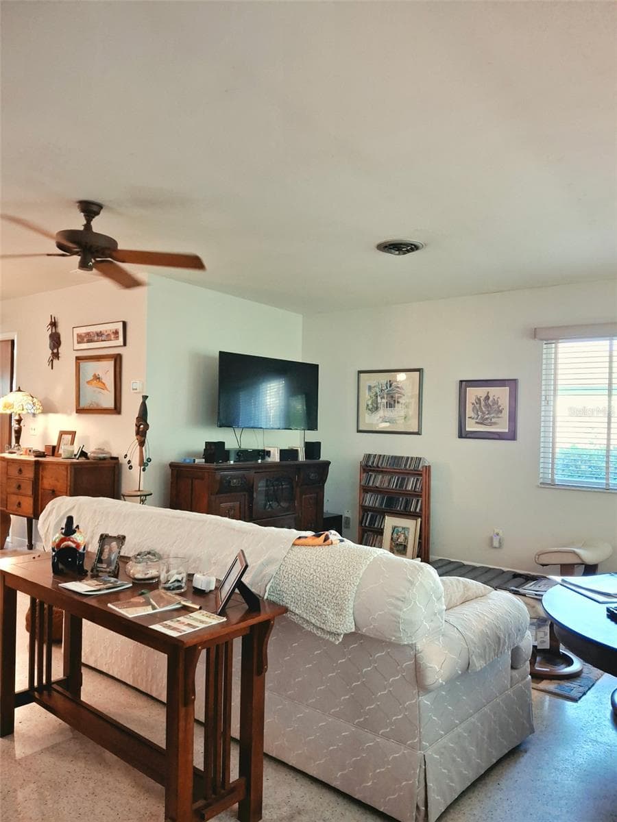 Living Room 2 - 135 ENGLEWOOD HEIGHTS RD, ENGLEWOOD